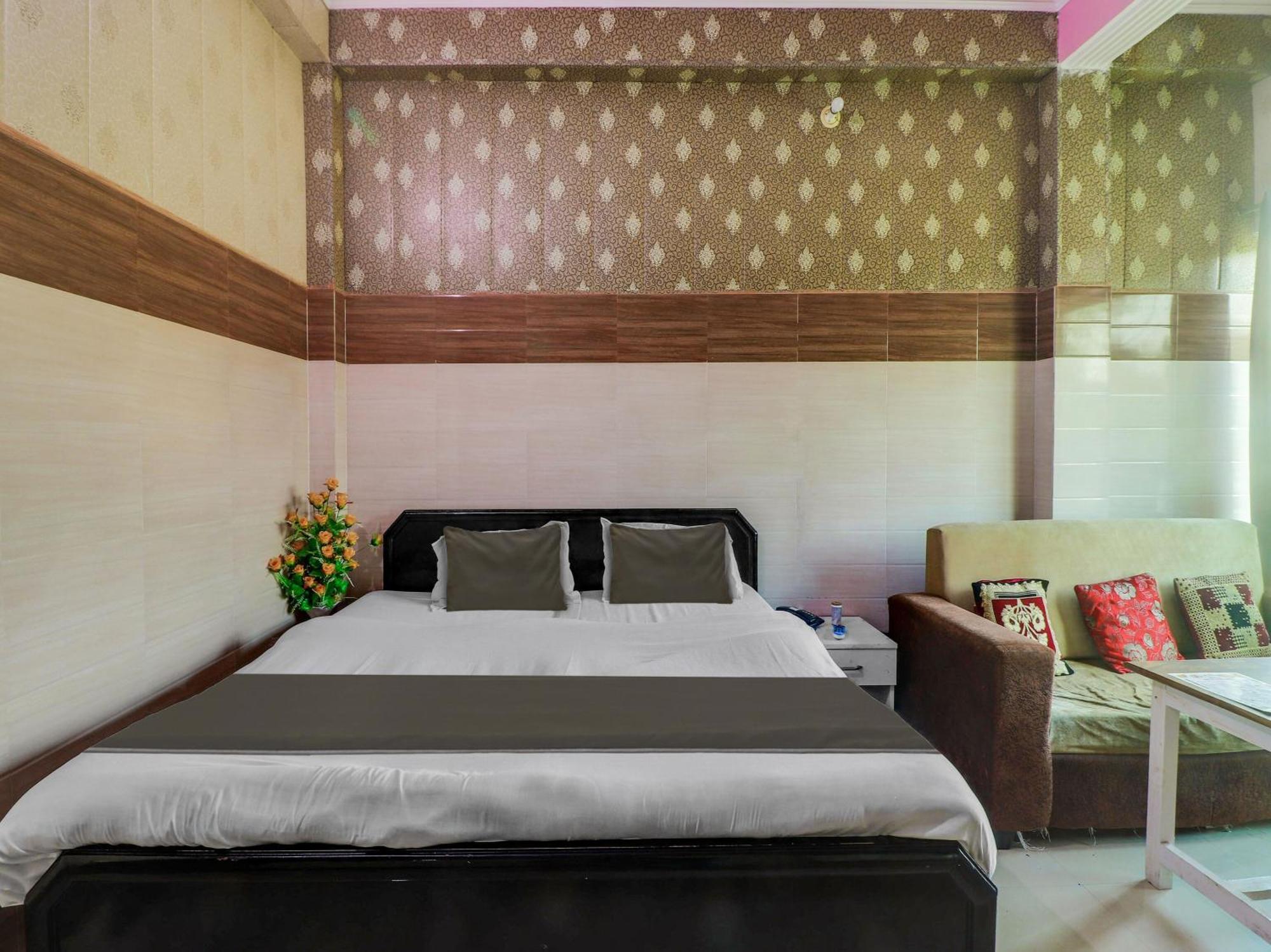 Collection O Paradise And Restaurant Hotel Kashipur Exterior photo